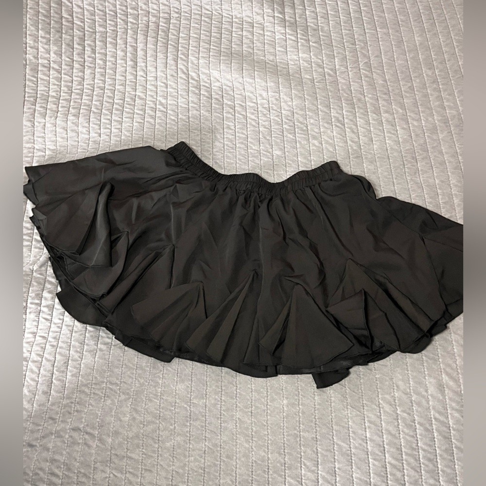 Black skirt